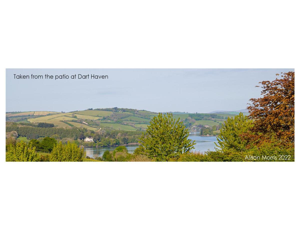 Dart Haven - Cheerful Holiday Bungalow In Galmpton Esterno foto