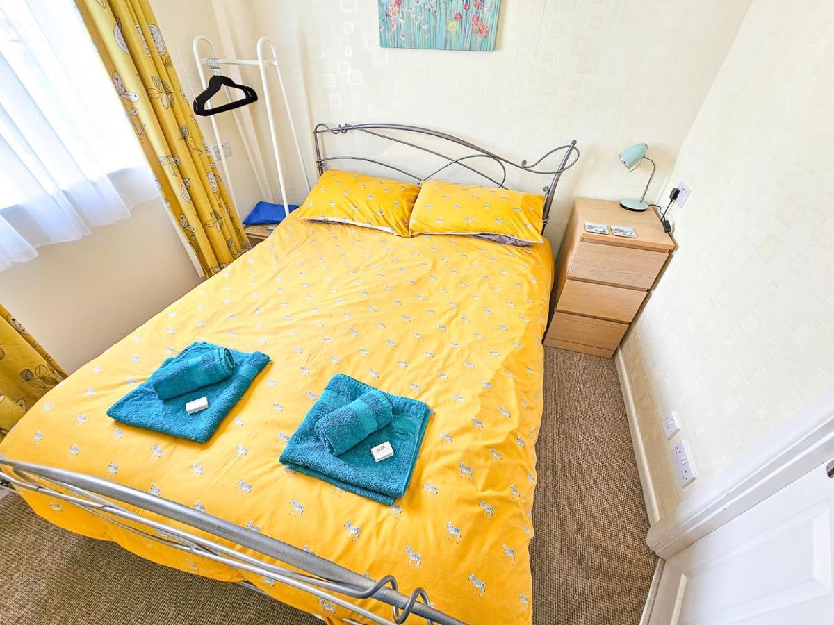 Dart Haven - Cheerful Holiday Bungalow In Galmpton Esterno foto