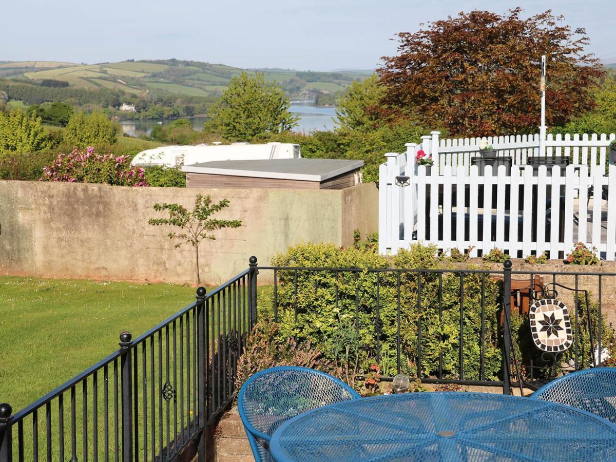 Dart Haven - Cheerful Holiday Bungalow In Galmpton Esterno foto